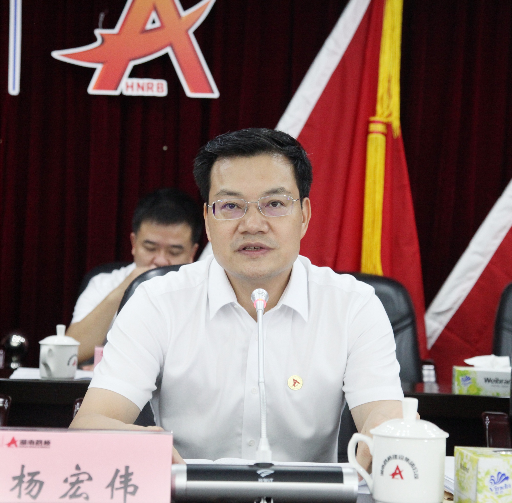 杨雄伟IMG_3136_副本.jpg