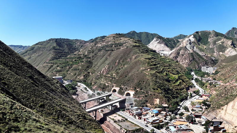 照片：徐顶山隧道_副本.jpg